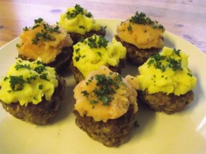 Kid Friendly Meatloaf Cup Cakes