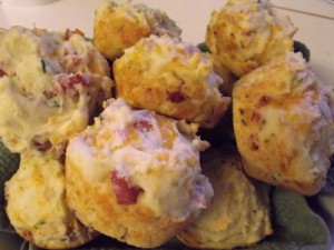 Easy Lunchbox Ham & Cheese Biscuits
